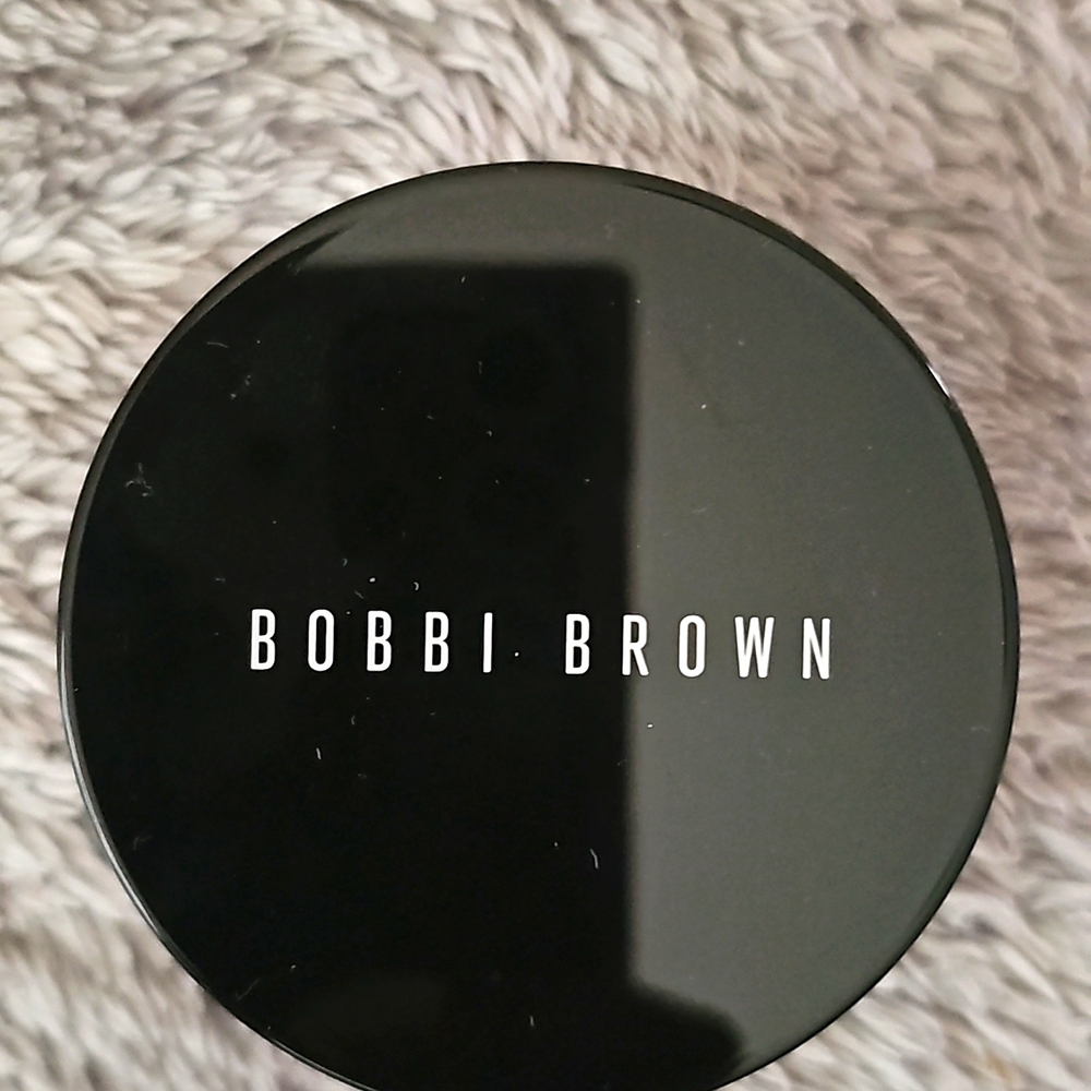 Bobbie Brown Loose Powder